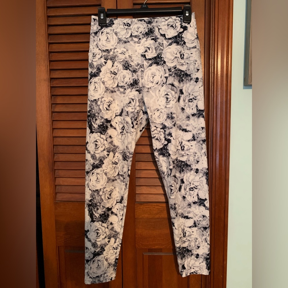 Balance Collection Leggings